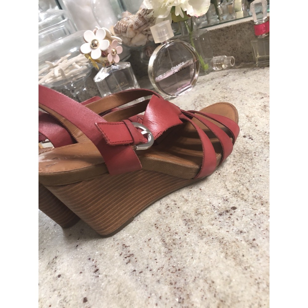 Franco Sarto Bamako Red Leather Strappy Wedge Sandal Heels Womens 9 - Picture 4 of 9